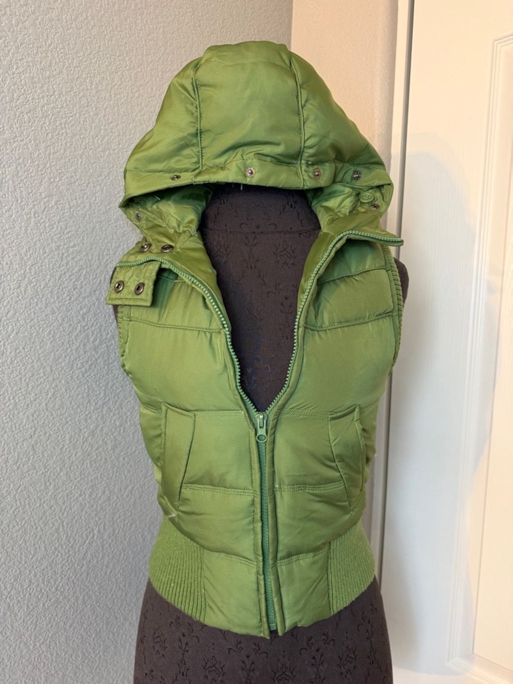Aeropostale Light Green Quilted Vest with Hood